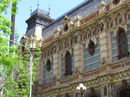 Side view from Riobamba, Palacio de Aguas Corrientes